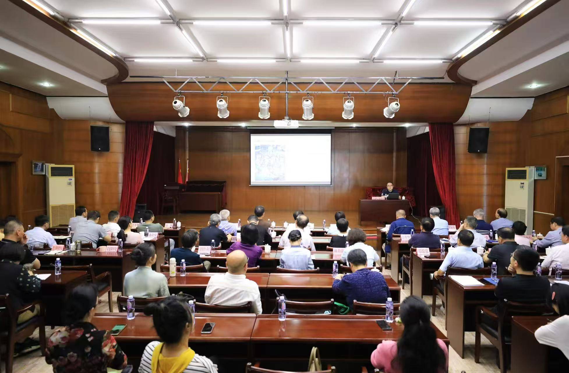 厦门大学创新开设《鱿鱼游戏实践课》：安全教育玩转“生死抉择”剧本杀