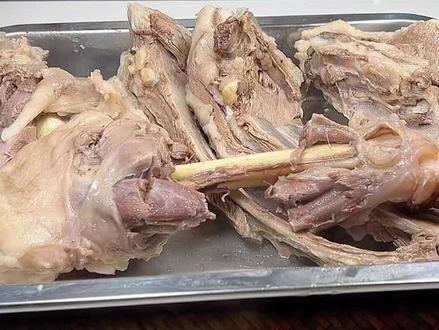 【内蒙古】草原风味图鉴：手把肉与奶茶的游牧基因