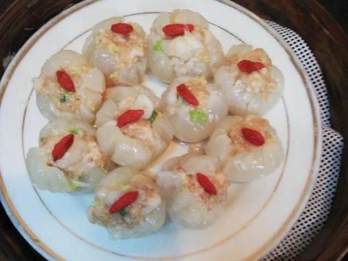 《华南理工食堂推出“荔枝炒酸奶”，黑暗料理成爆款》